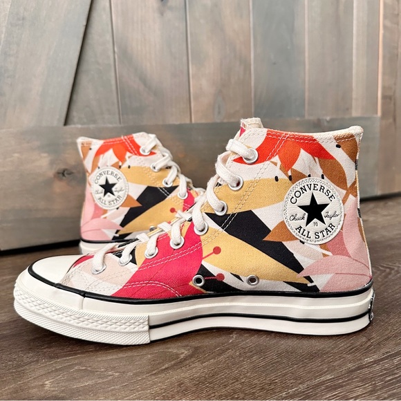 Converse Chuck 70 High Vintage Floral Sneakers - Picture 2 of 16